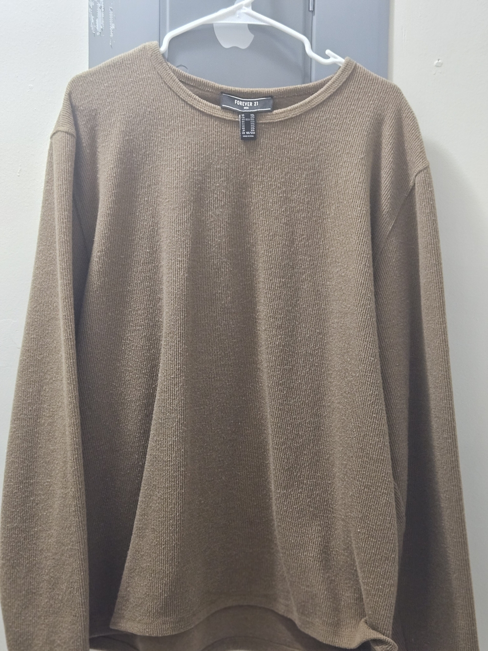 Forever 21 Men’s Brown Crewneck Sweater
